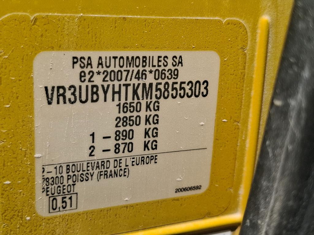 Peugeot 208 BLUEHDI 100 S&S BVM6 PREMIUM 2021