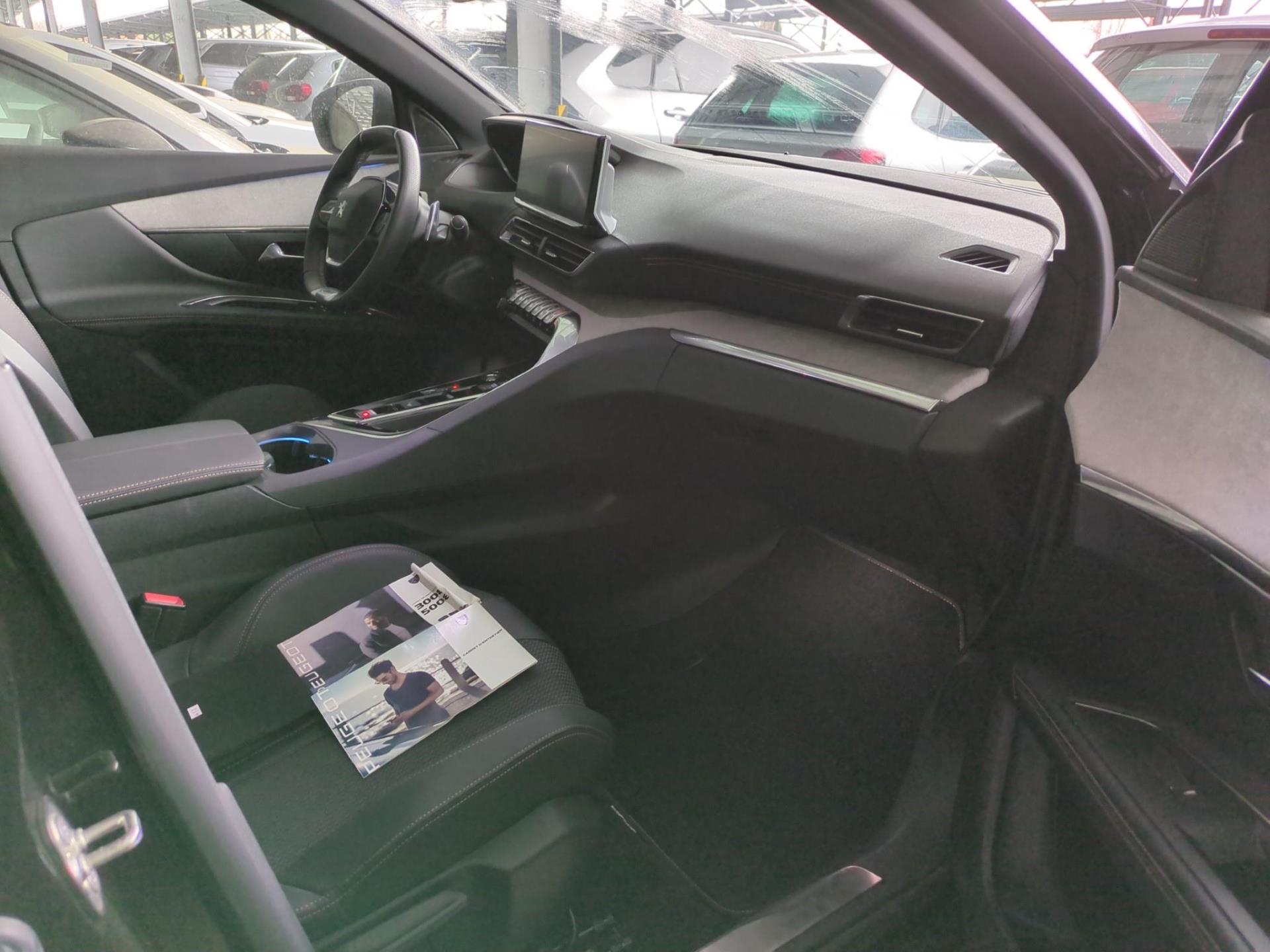 Peugeot 3008 Hybrid4 300 e-EAT8 GT 2023