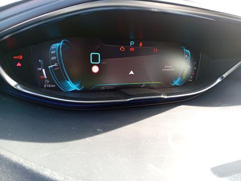 Foto Peugeot 3008 Hybrid 3