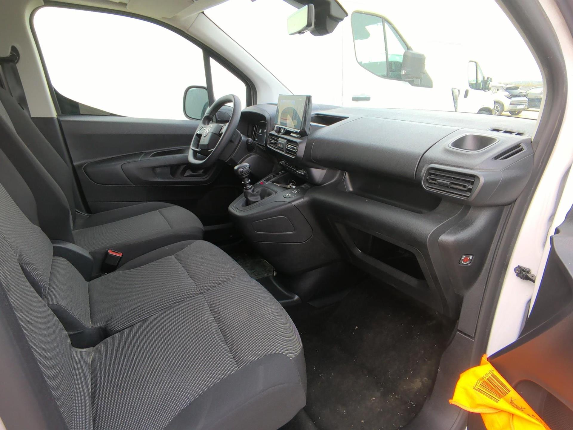 Citroen BERLINGO VAN TAILLE XL 950KG BLUEHDI 100 S&S BVM6  2024