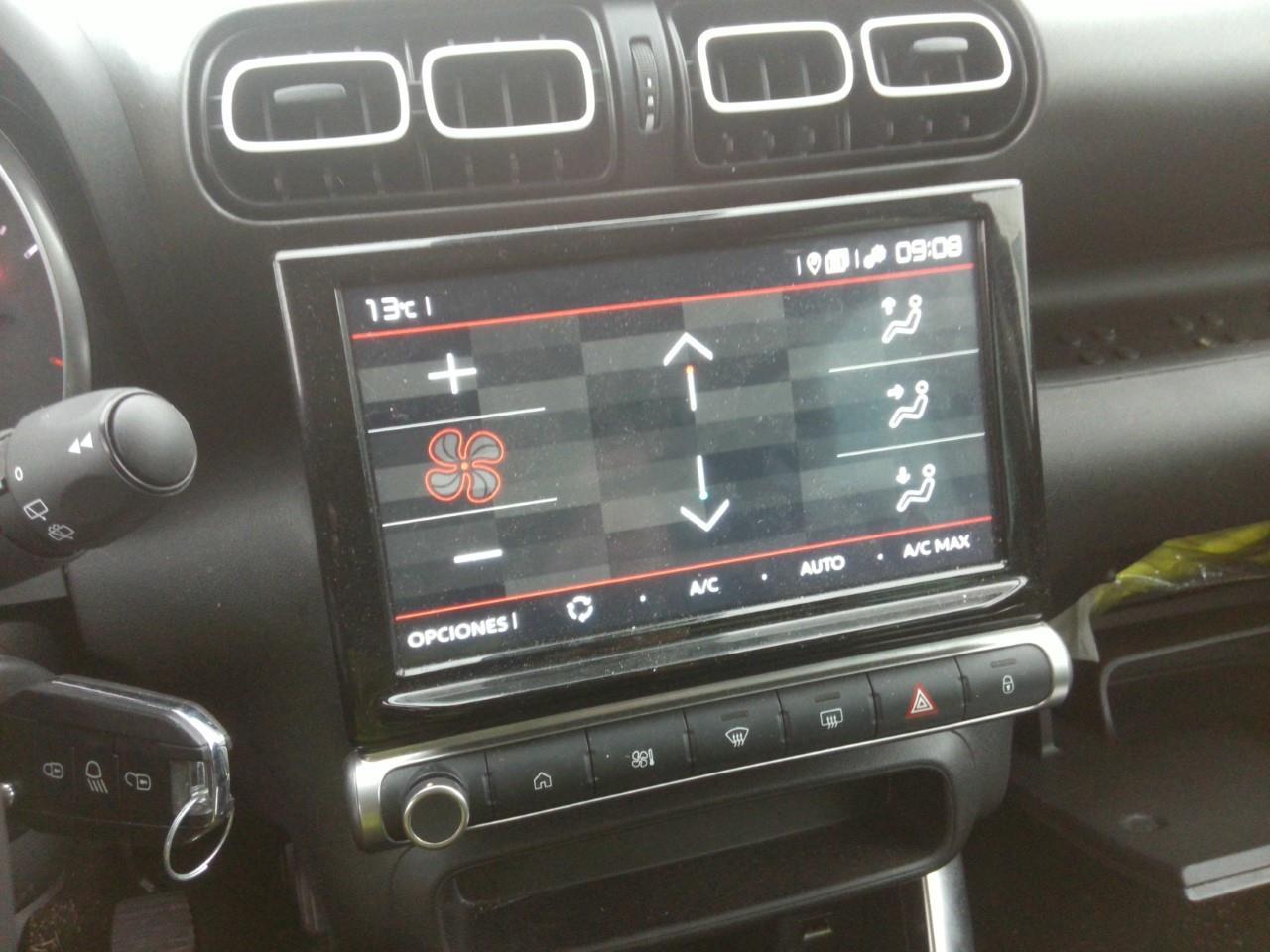 Foto Citroën C3 Aircross 16