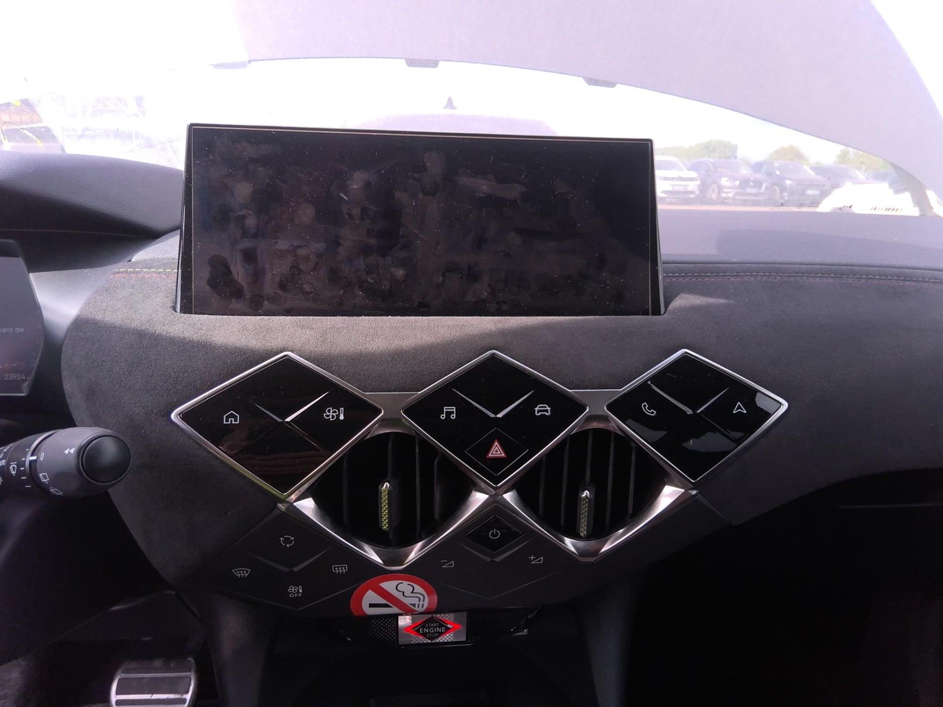 DS DS3 Crossback PureTech 130 EAT8 Performance Line+ 2023