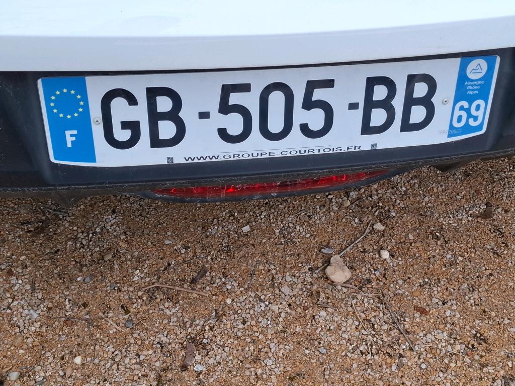 Peugeot 208 BLUEHDI 100 S&S BVM6 PREMIUM PACK 2021