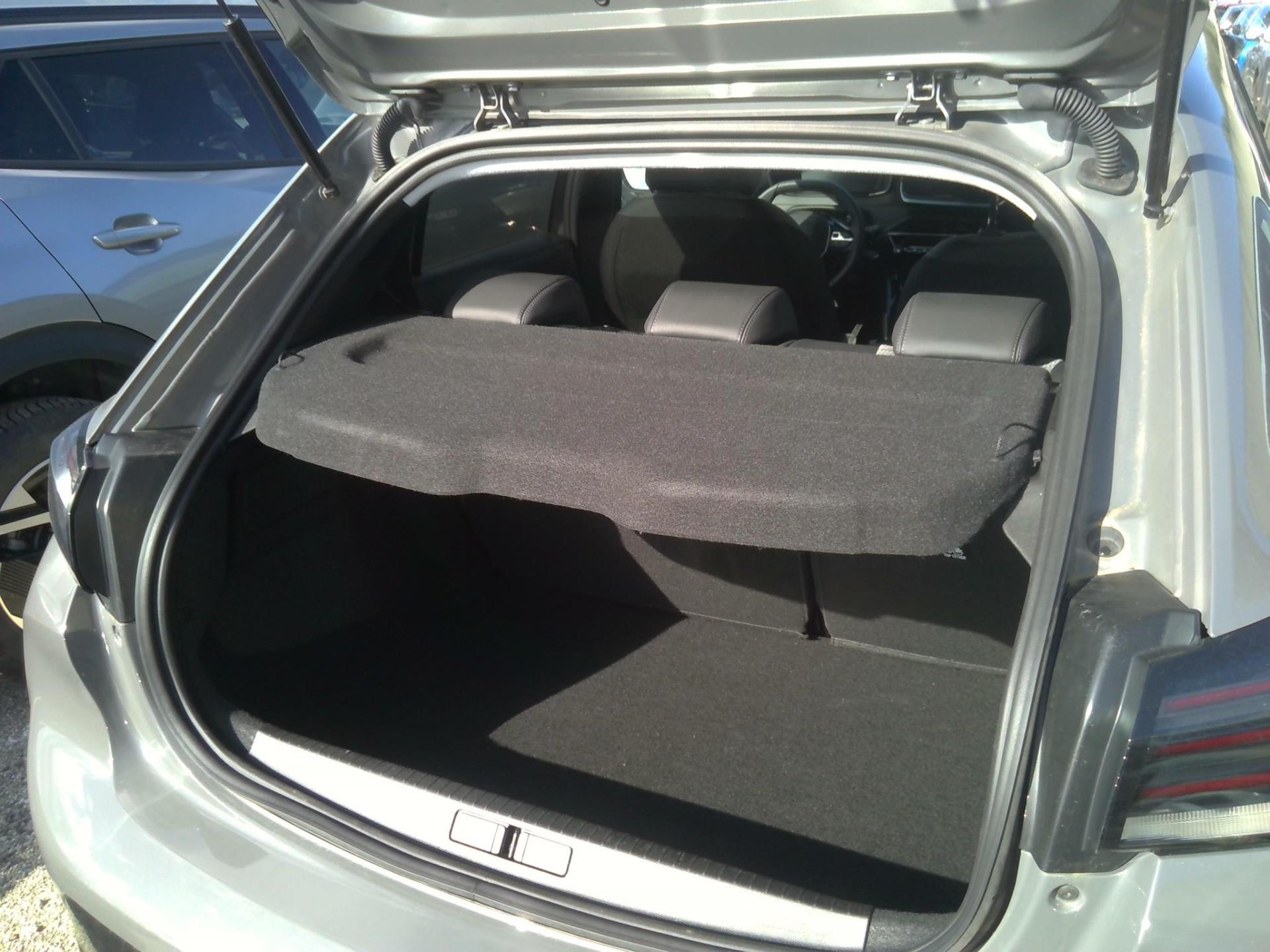 Peugeot 208 Hybrid 100 e-DCS6 Allure 2024
