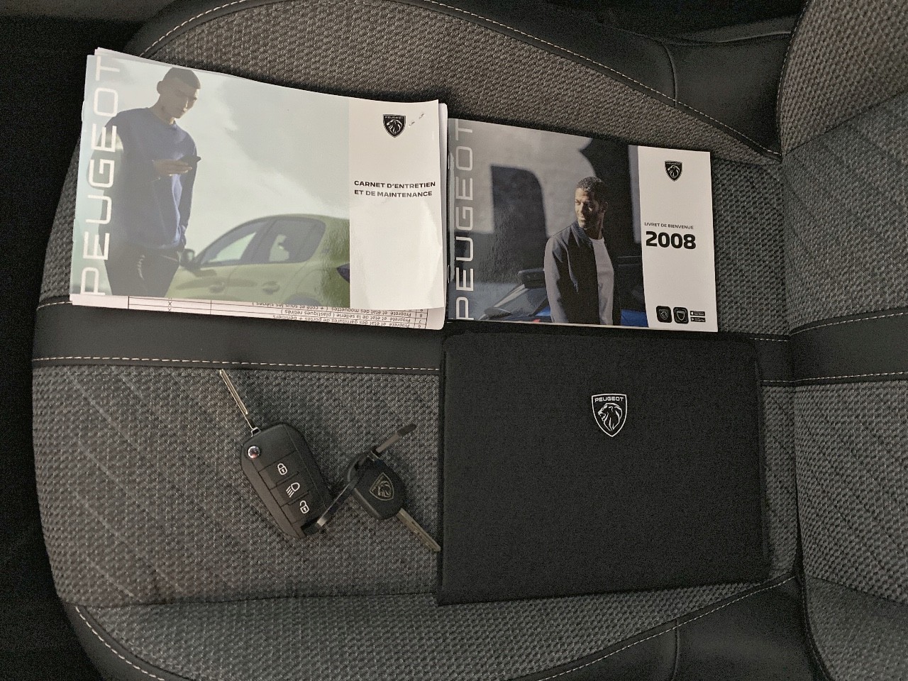 Peugeot 2008 100 S&S BVM6 Allure 2024