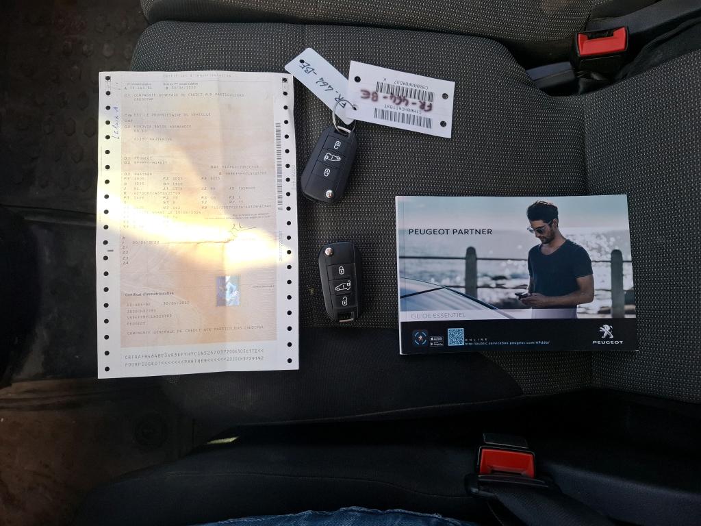 Peugeot PARTNER FOURGON STANDARD 650 KG BLUEHDI 100 S&S BVM5 PREMIUM 2020