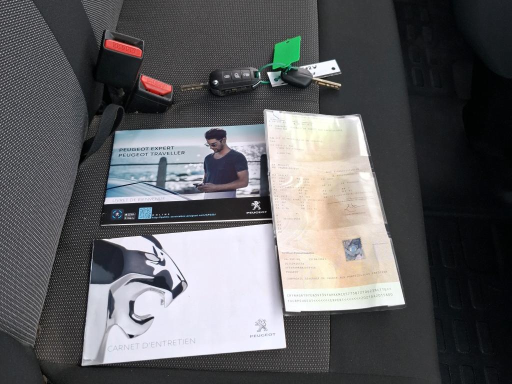 Peugeot EXPERT CA REPLIABLE LONG 2.0 BLUEHDI 120 S&S BVM6 PRO 2021