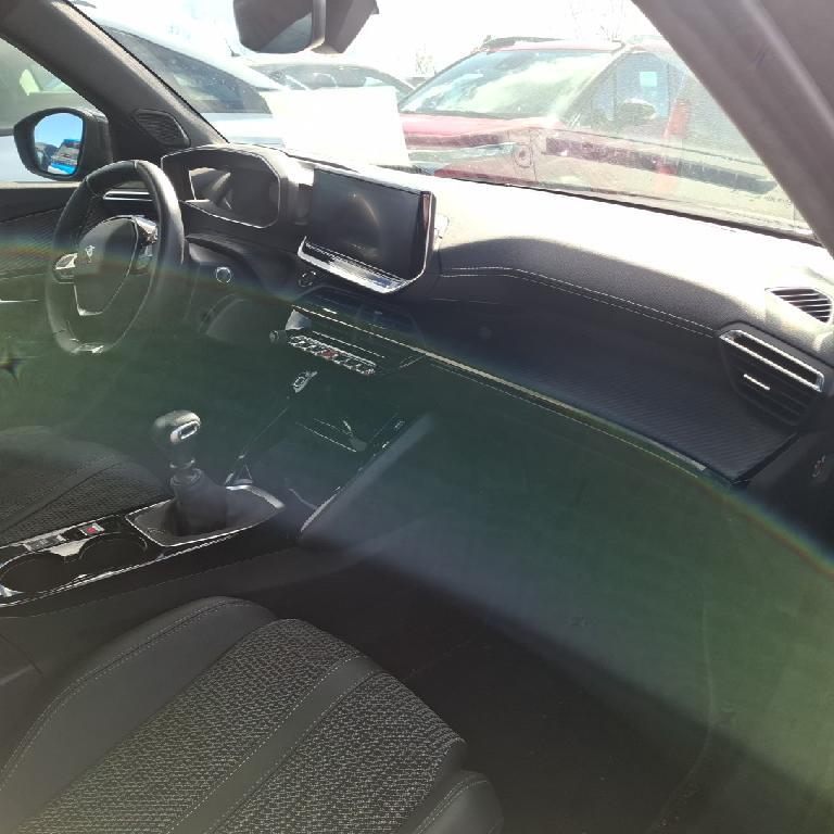 Foto Peugeot 2008 9
