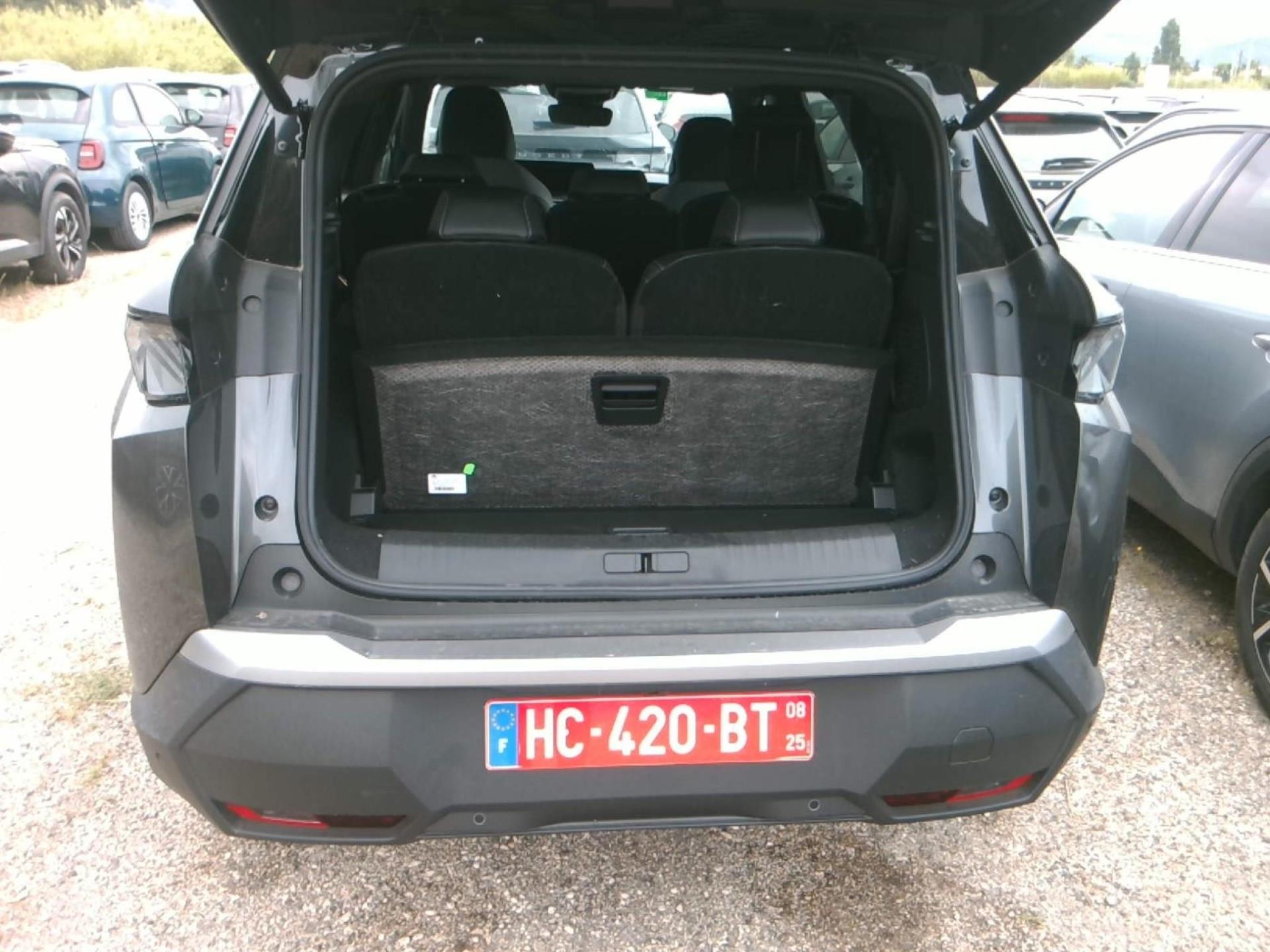 Peugeot 5008 Hybrid 136 e-DCS6 GT 2025