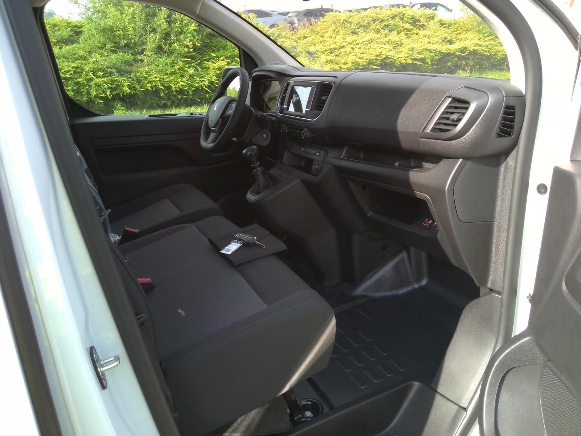 Peugeot EXPERT FGN TOLE M BLUEHDI 120 S&S BVM6 2023