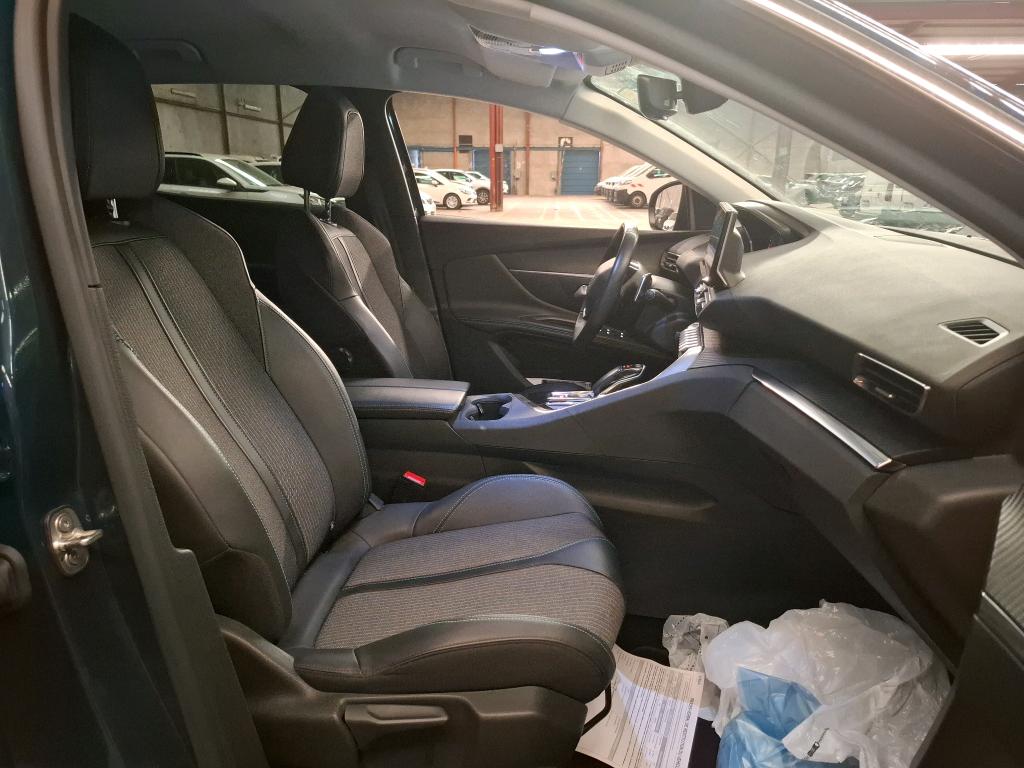 Peugeot 3008 Hybrid 225 e-EAT8 Allure 2022