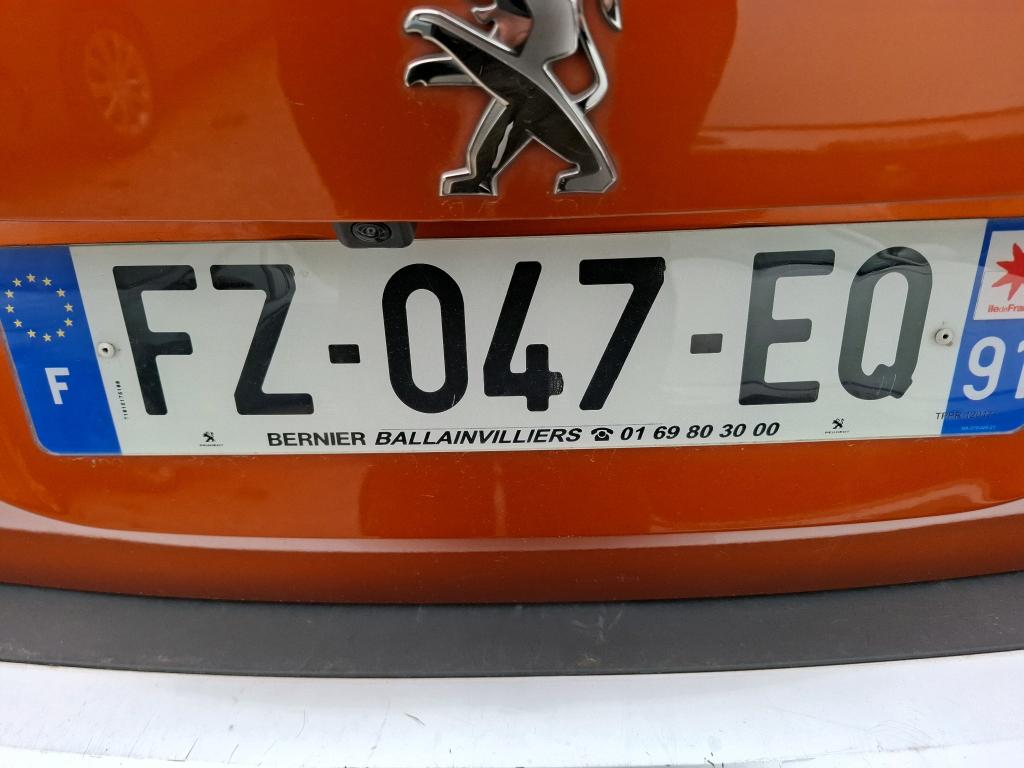 Peugeot 2008 BlueHDi 110 S&S BVM6 Active Business 2021