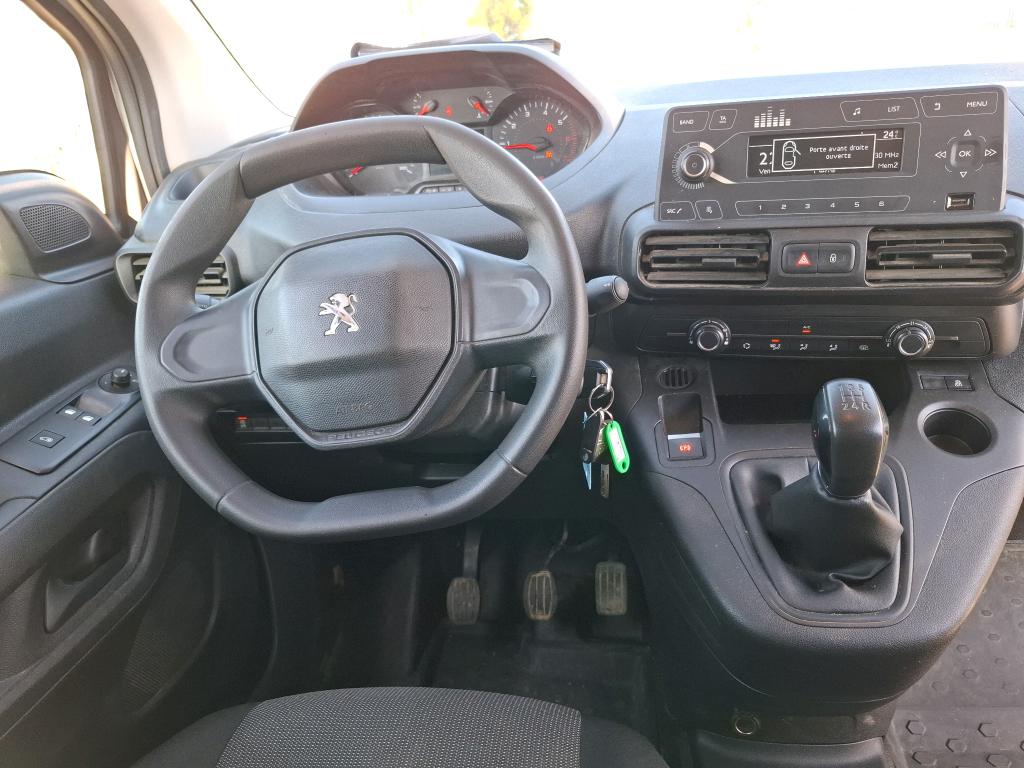 Peugeot PARTNER FOURGON STANDARD 650 KG BLUEHDI 100 S&S BVM5 PREMIUM 2020