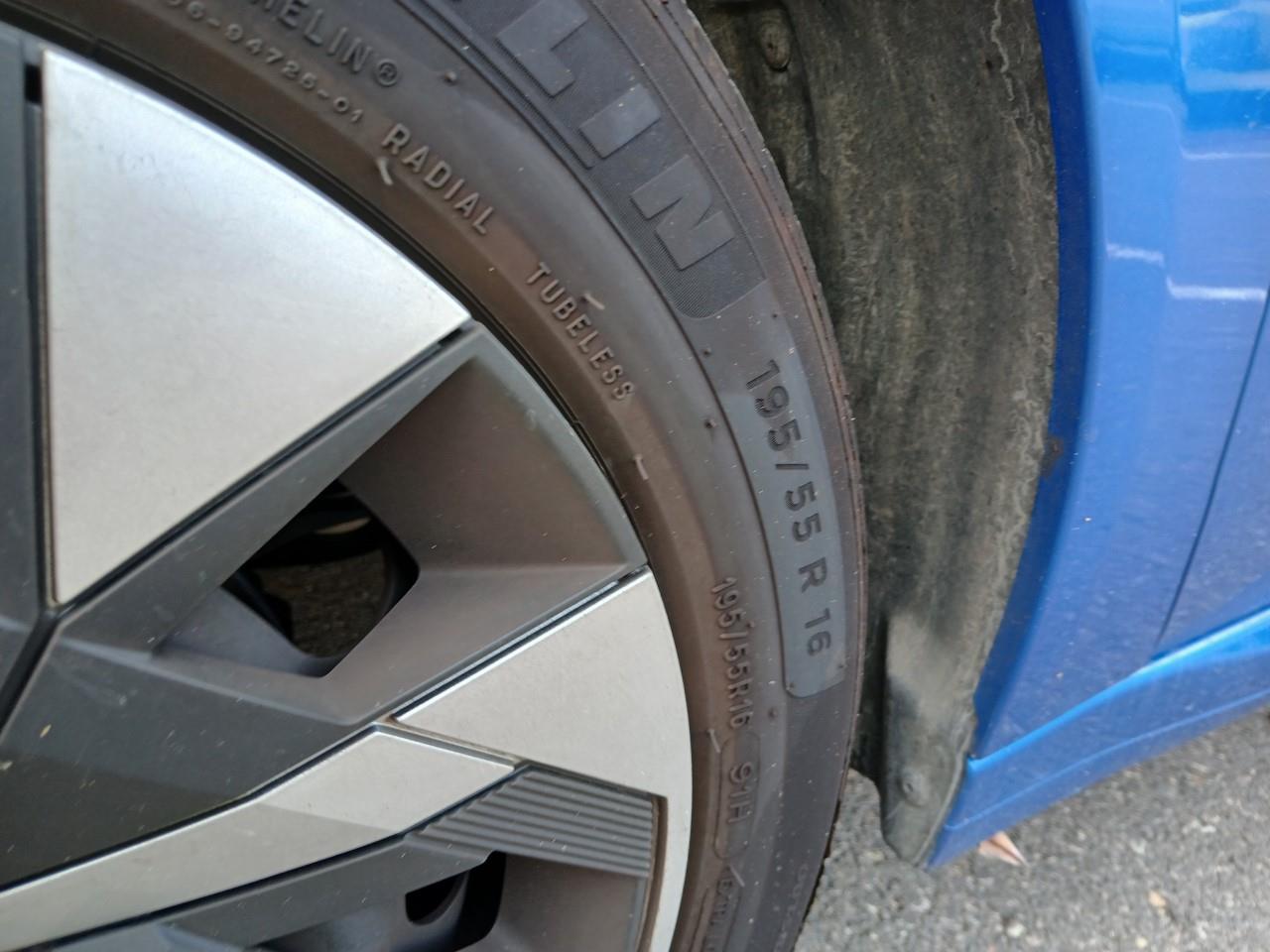 Foto Peugeot 208 22