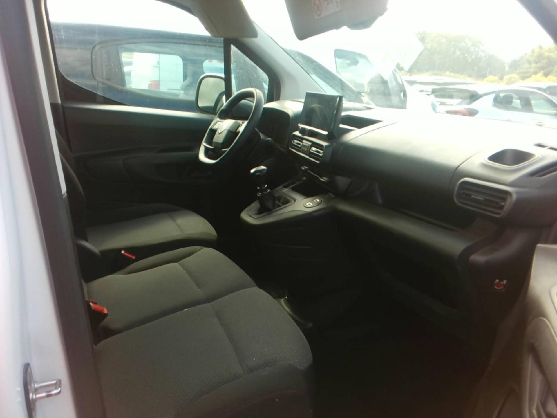 Citroen BERLINGO VAN TAILLE XL 950KG BLUEHDI 100 S&S BVM6 2024