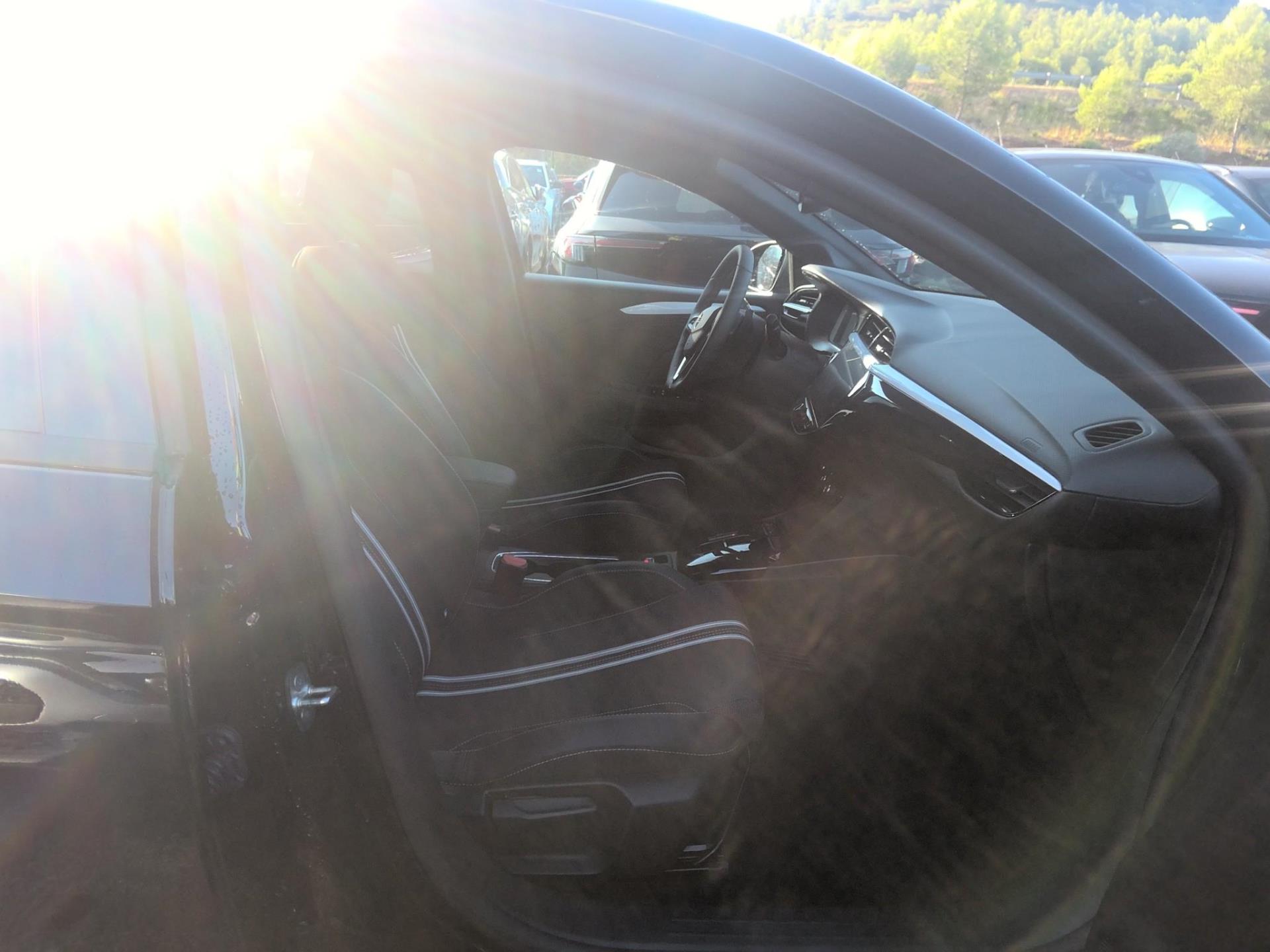 Opel Corsa 1.2 Turbo Hybrid 100 ch e-DCT6 GS 2024