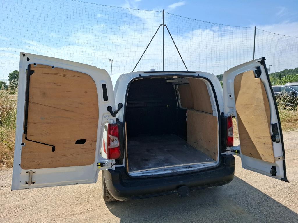 Peugeot PARTNER FOURGON STANDARD 650 KG BLUEHDI 100 S&S BVM5 ASPHALT 2021