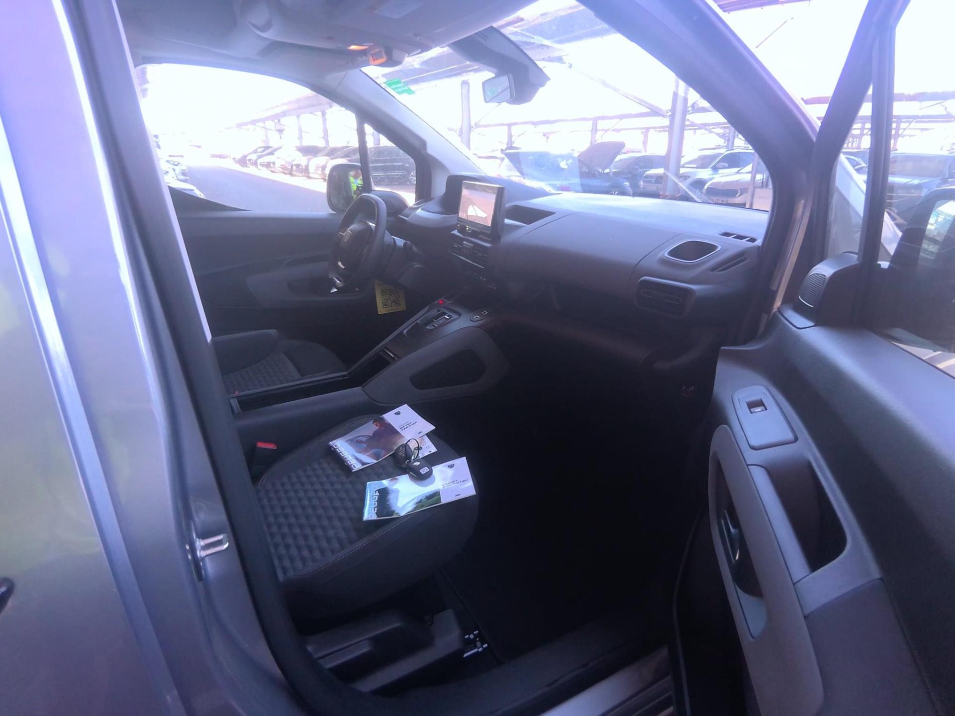 Peugeot e-Rifter XL e136ch Batterie 54kWh 5pl GT 2026