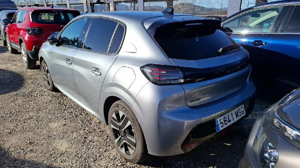 Foto Peugeot 208 7