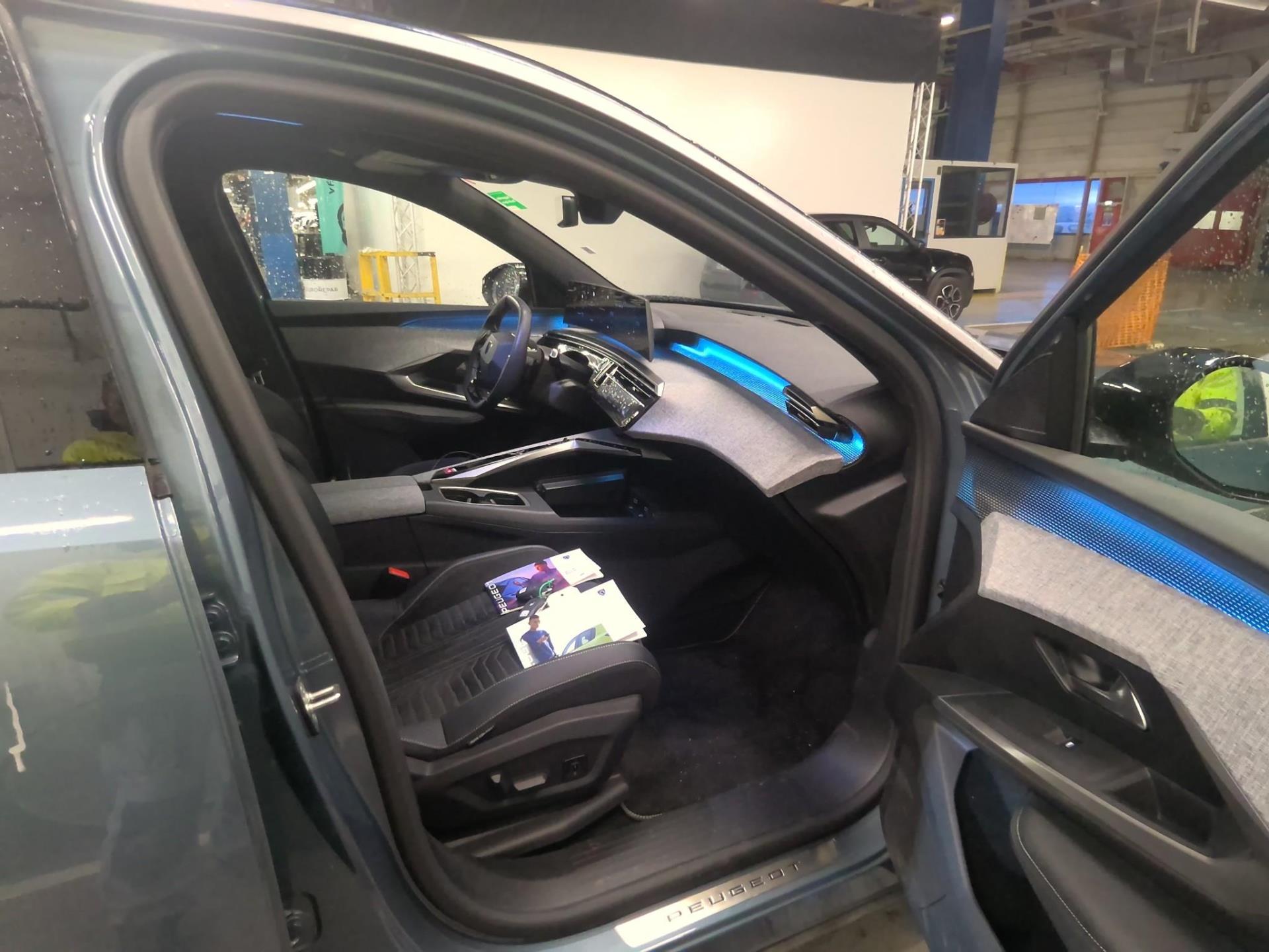 Peugeot 3008 Electrique 210 ch 73 kWh GT 2025