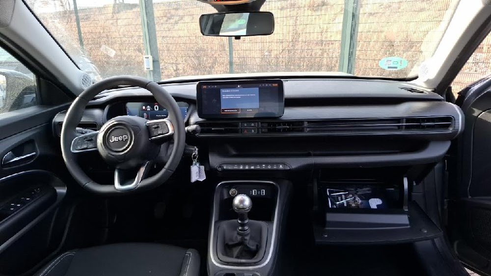 Foto Jeep AVENGER 12
