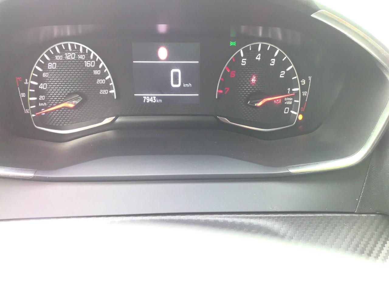 Foto Peugeot 208 6