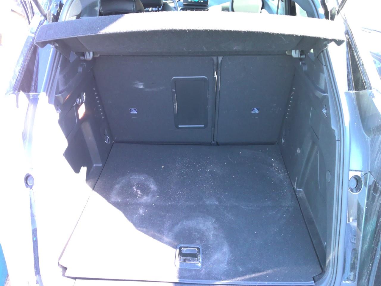 Foto Peugeot 3008 Hybrid 7