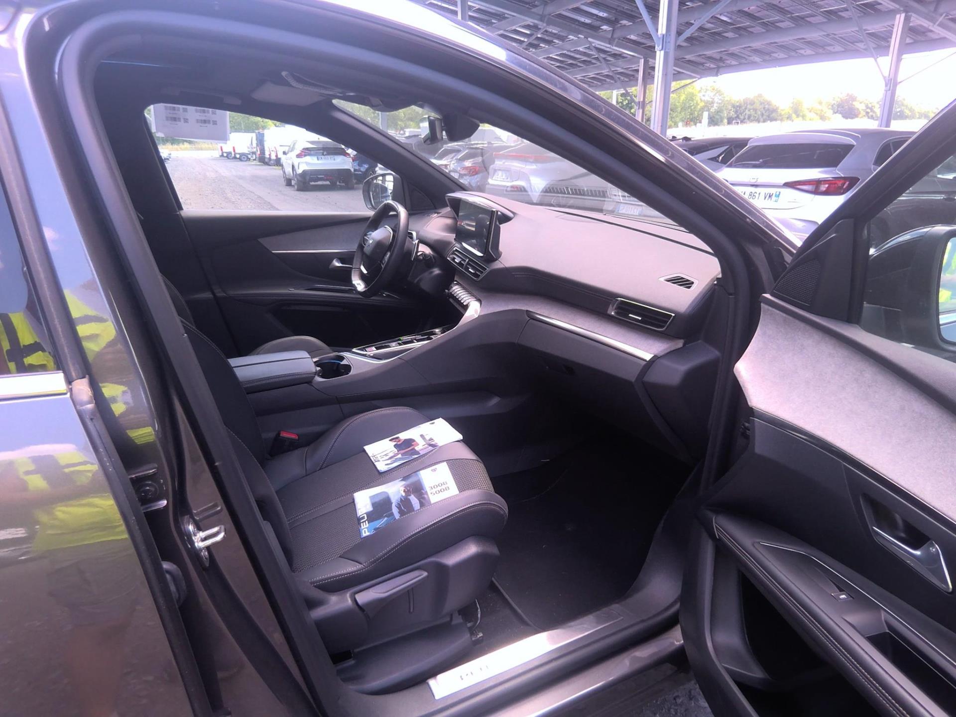 Peugeot 3008 BlueHDi 130ch S&S EAT8 GT 2023