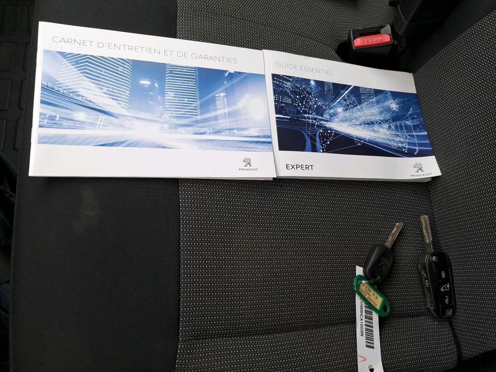 Peugeot EXPERT FGN TOLE STANDARD 2.0  BLUEHDI 120 S&S BVM6 PREMIUM 2018