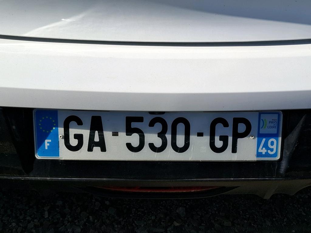 Peugeot 208 BlueHDi 100 S&S BVM6 Allure Business 2021