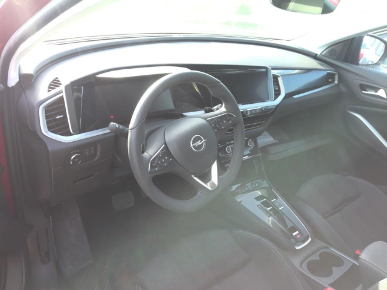 Foto Opel Grandland PHEV 3