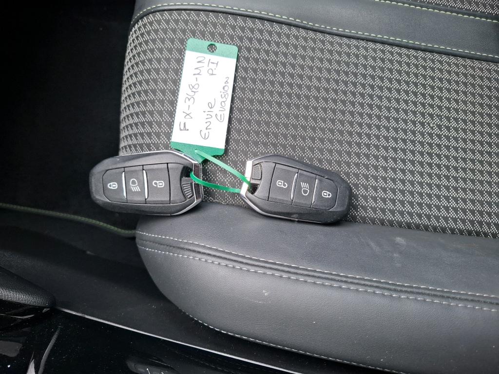 Peugeot 2008 Moteur électrique 136 ch GT Line 2021