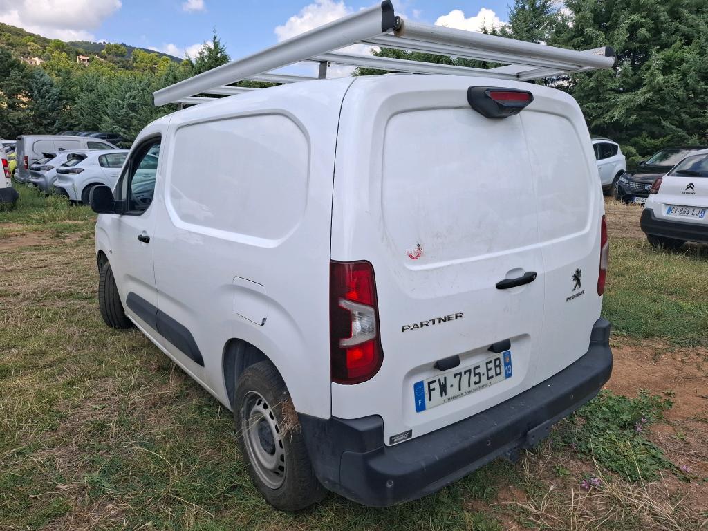 Peugeot PARTNER FOURGON STANDARD 650 KG BLUEHDI 100 S&S BVM5 ASPHALT 2020