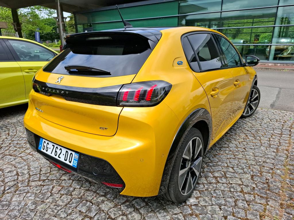 Peugeot 208 Electrique 50 kWh 136ch GT Pack 2022
