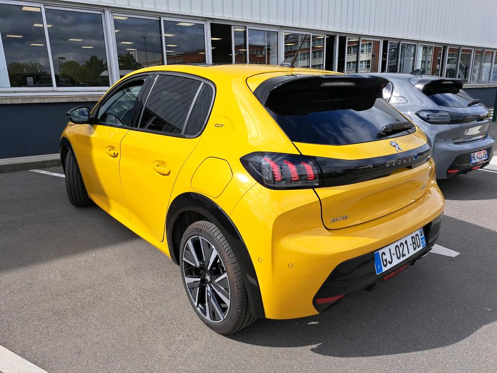 Peugeot 208 PureTech 130 S&S EAT8 GT 2022