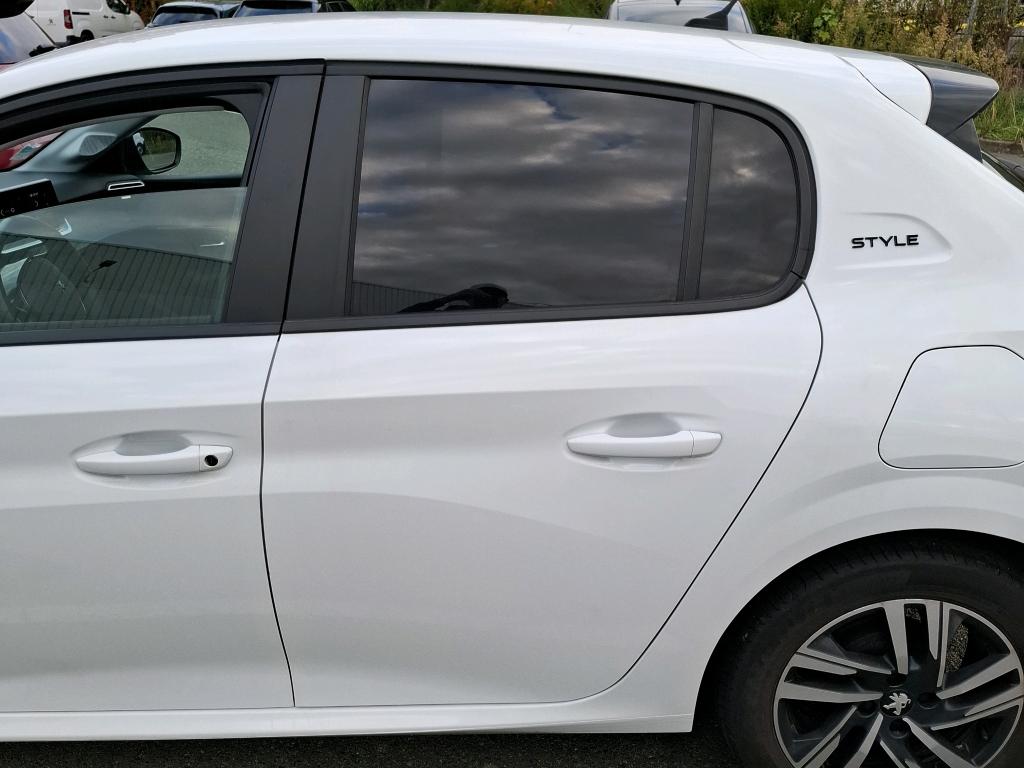 Peugeot 208 PureTech 100 S&S BVM6 Style 2023