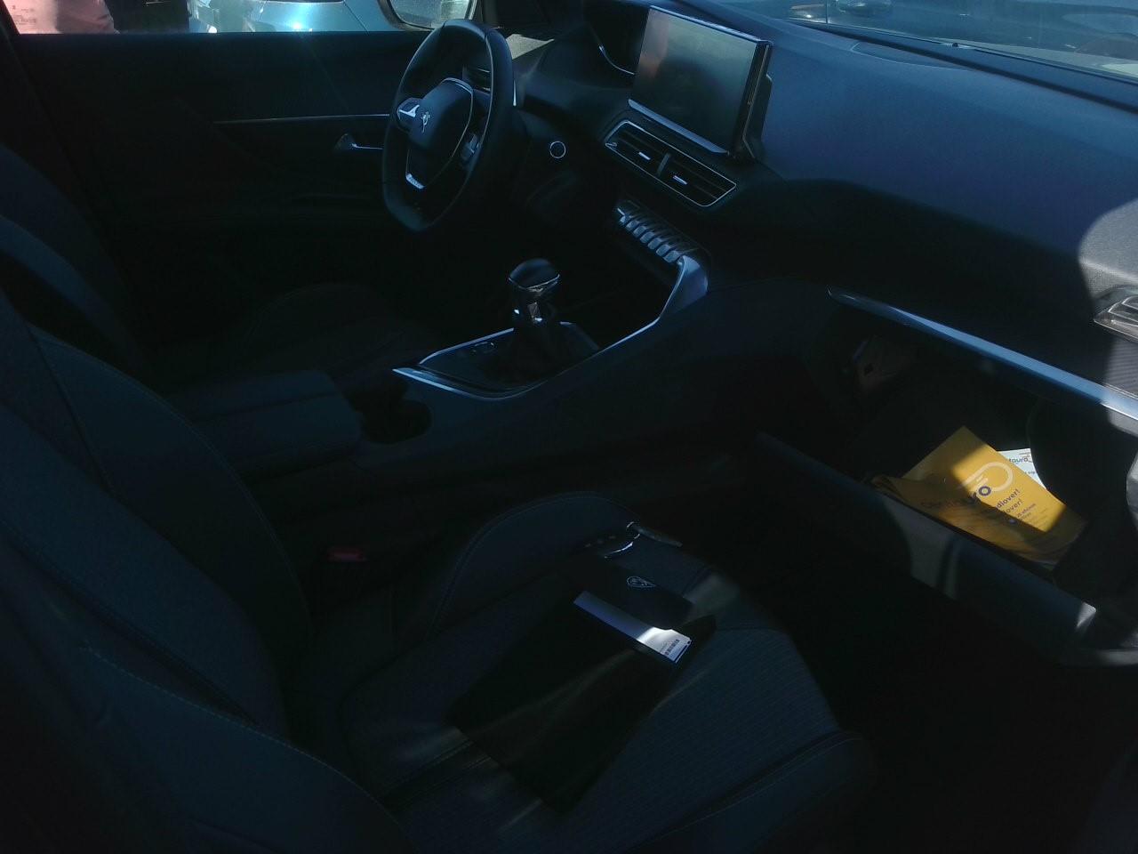 Foto Peugeot 3008 8