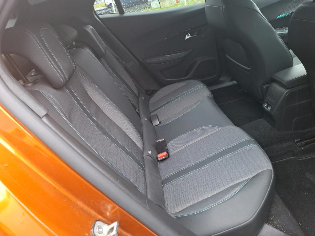 Peugeot 2008 PureTech 130 S&S BVM6 Allure Business 2021