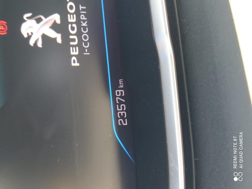 Foto Peugeot 3008 Hybrid 3