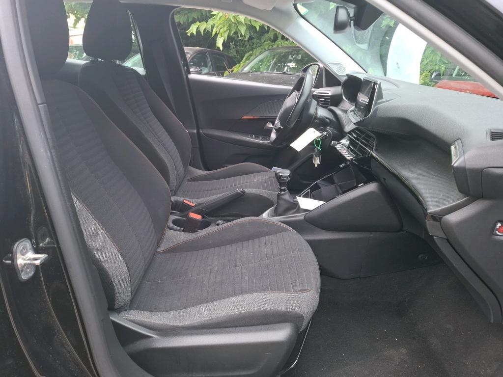 Peugeot 2008 PureTech 130 S&S BVM6 Active Pack 2022