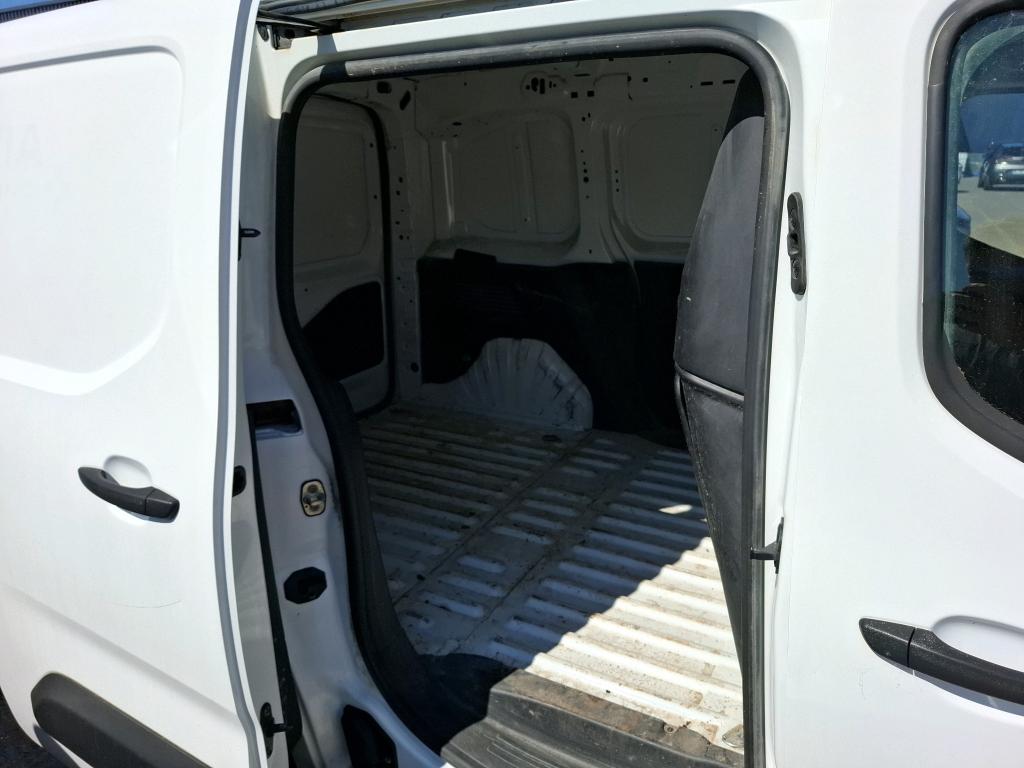 Peugeot PARTNER FOURGON STANDARD 650 KG BLUEHDI 100 S&S BVM5 PREMIUM 2020