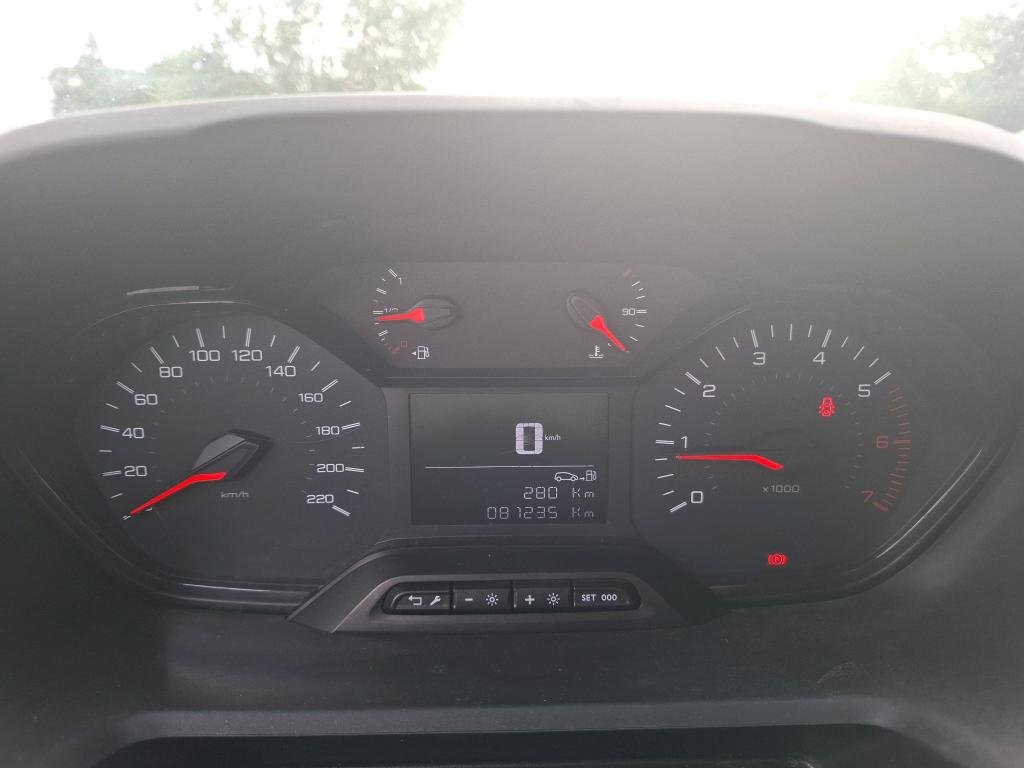 Peugeot PARTNER FOURGON STANDARD 650 KG BLUEHDI 100 S&S BVM5 PREMIUM 2020