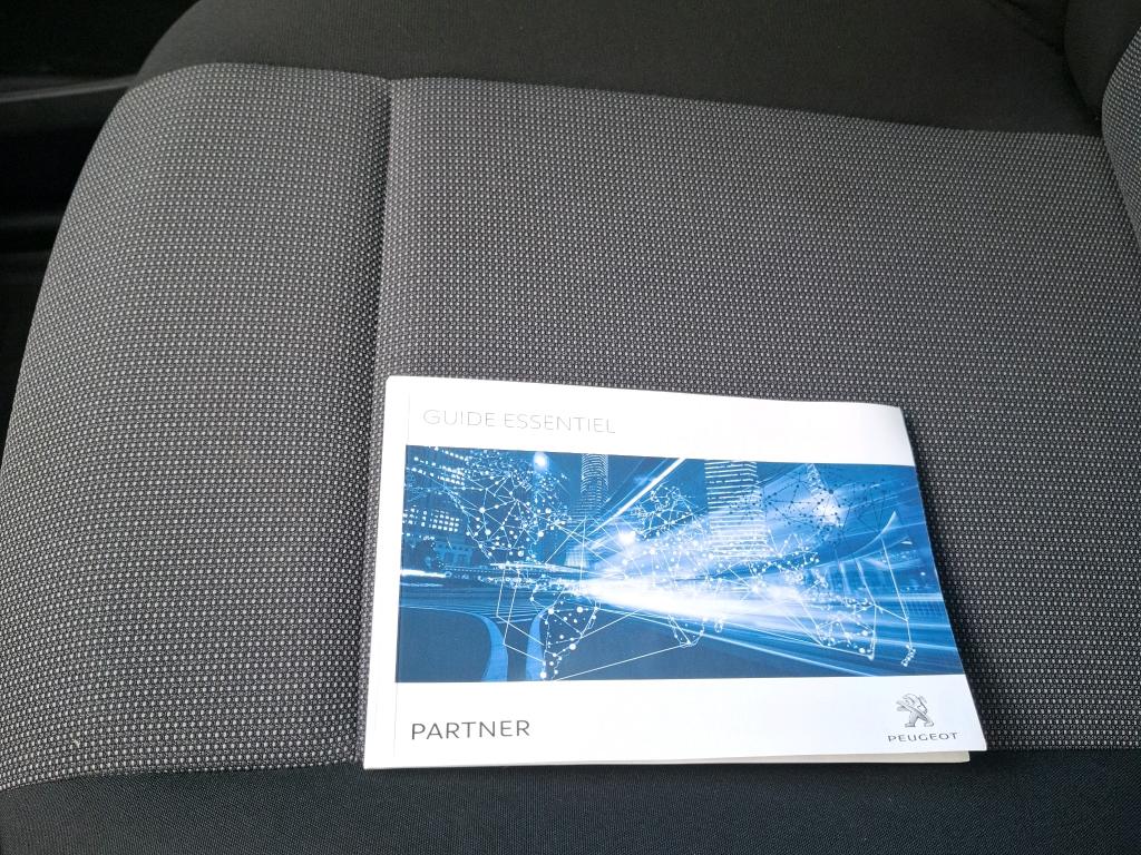 Peugeot PARTNER FOURGON STANDARD 650 KG BLUEHDI 130 S&S BVM6 PREMIUM 2019