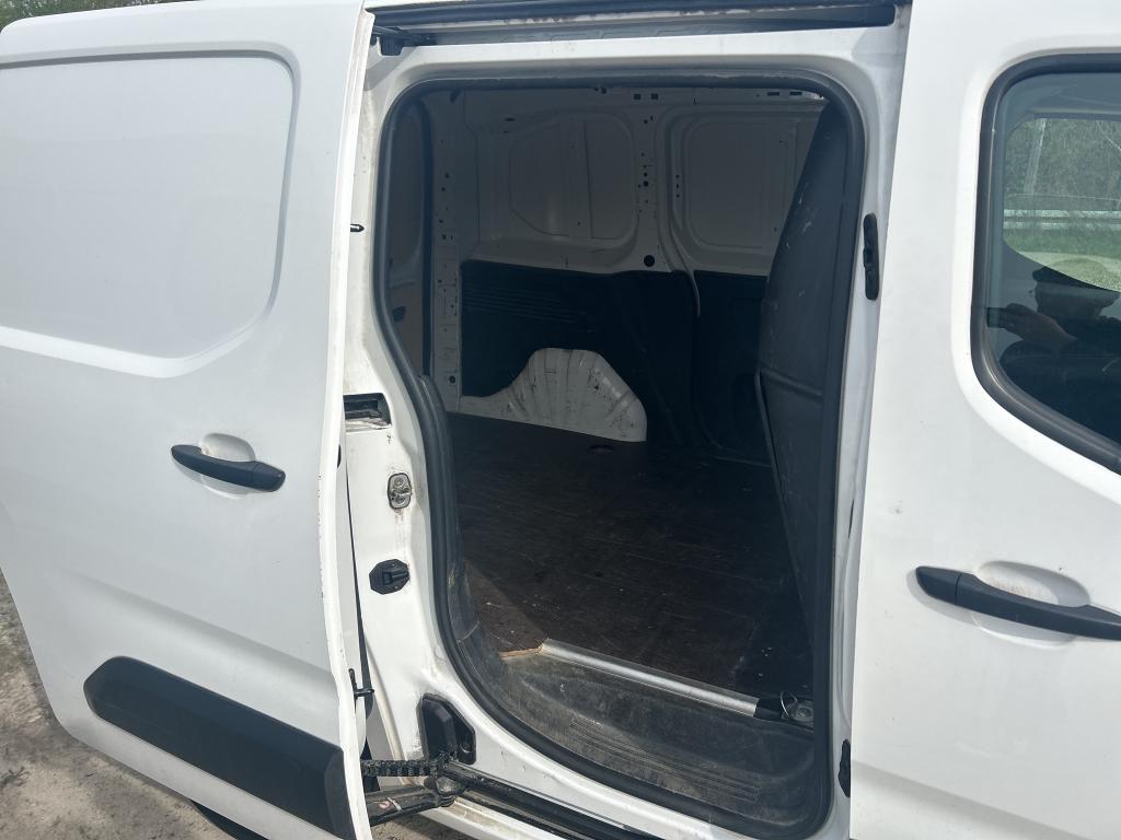 Peugeot PARTNER FOURGON STANDARD 650 KG BLUEHDI 100 S&S BVM6 ASPHALT 2022