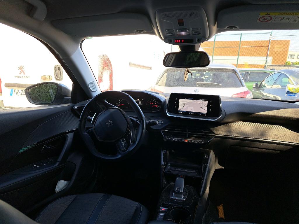 Peugeot 2008 BlueHDi 130 S&S EAT8 Allure 2021