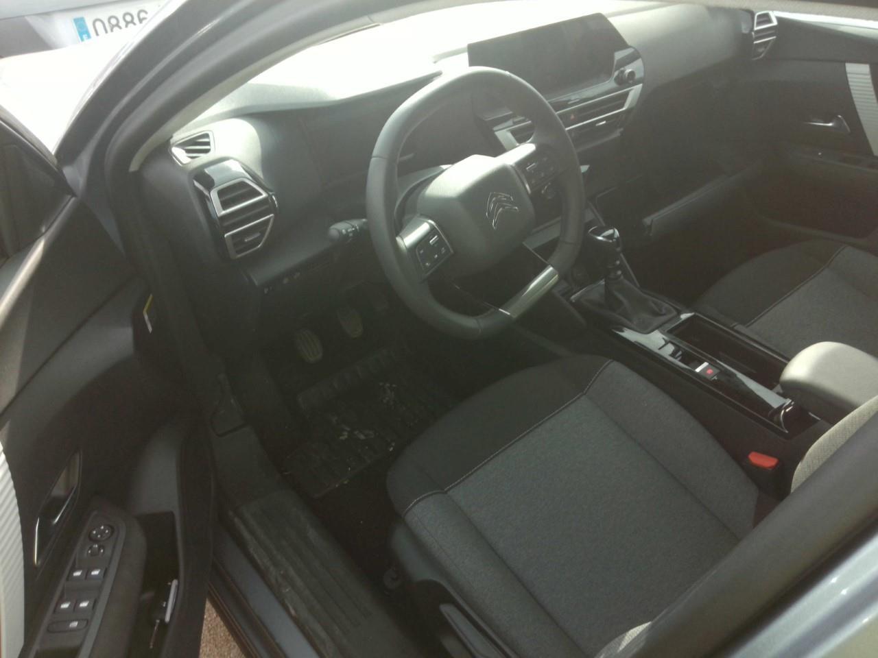 Foto Citroën C4 X 7