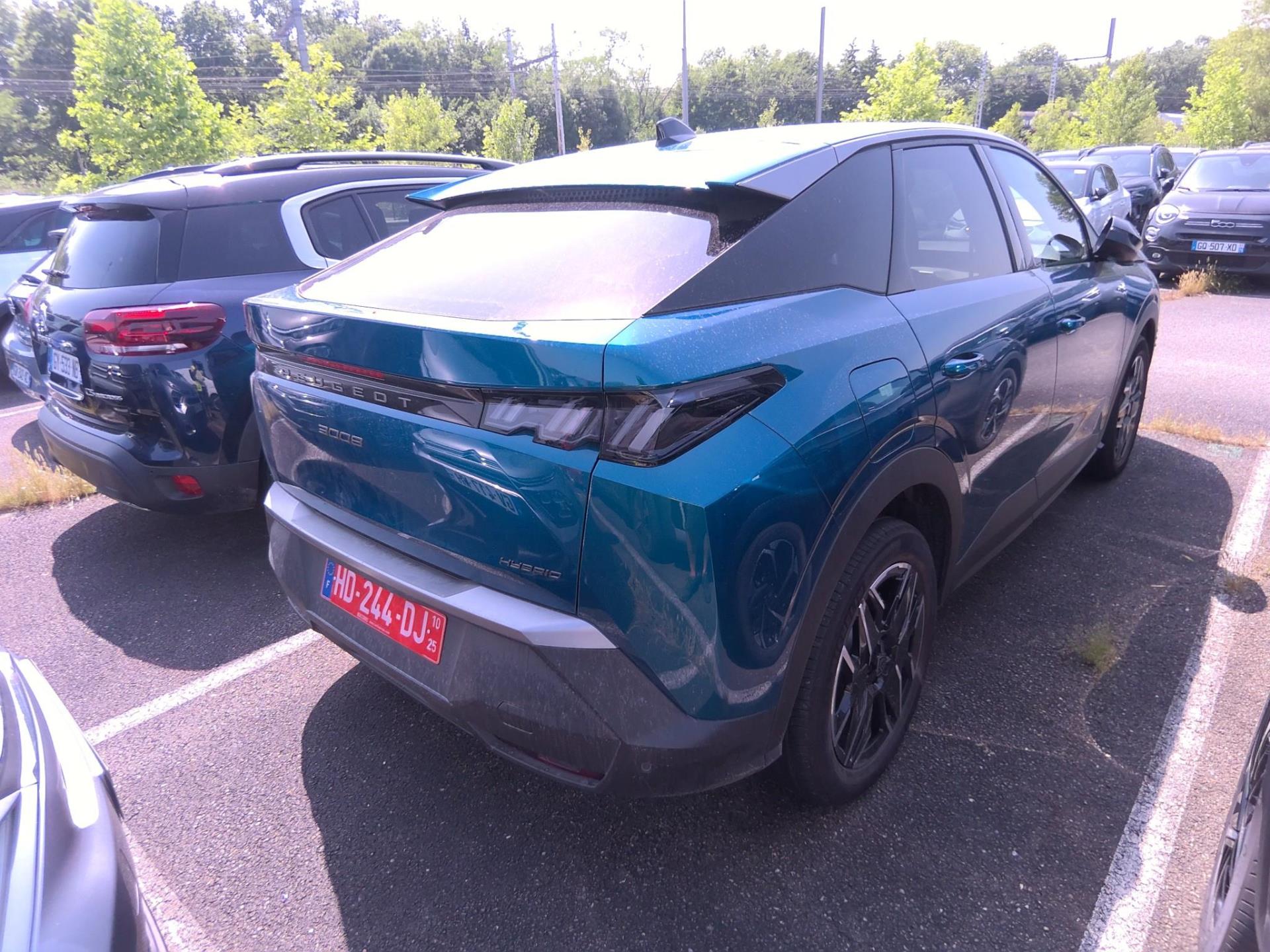 Peugeot 3008 Hybrid 145 e-DCS6 Allure 2025
