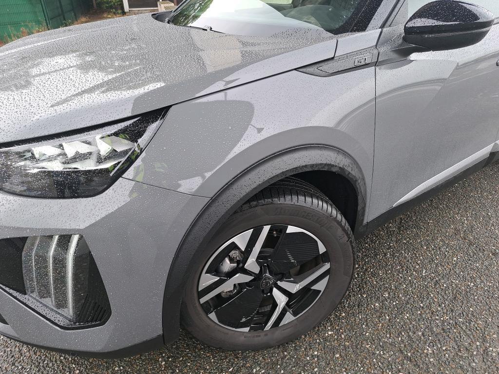 Peugeot 2008 Hybrid 145 ch e-DCS6 GT 2025