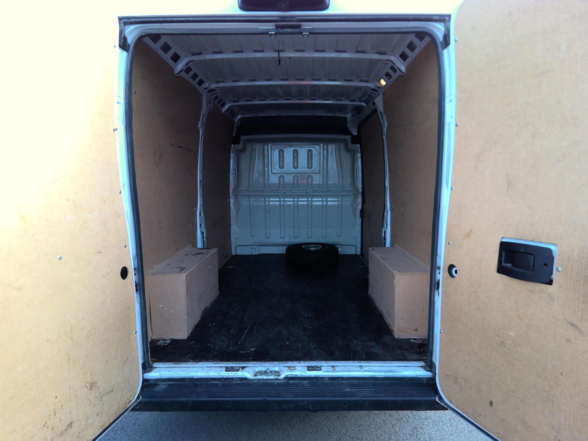 FIAT DUCATO FOURGON TOLE 3.5 M H2 H3-POWER 140 CH PACK PRO LOUNGE CONNECT 2023