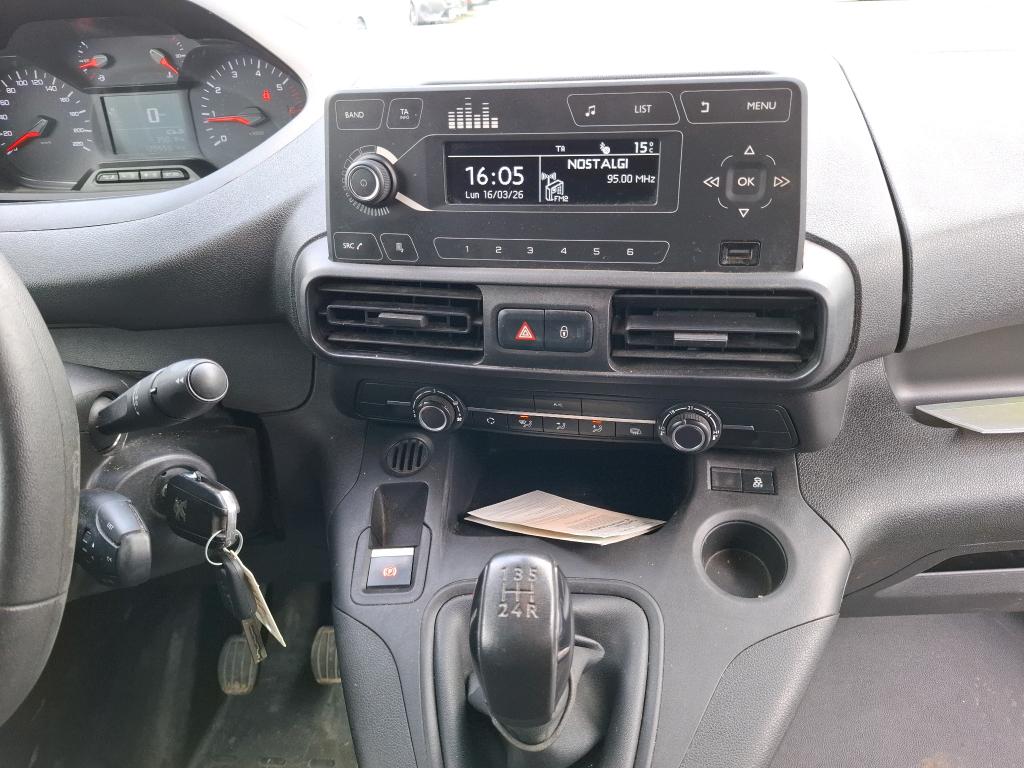 Peugeot PARTNER FOURGON STANDARD 650 KG BLUEHDI 100 S&S BVM5 PREMIUM 2020